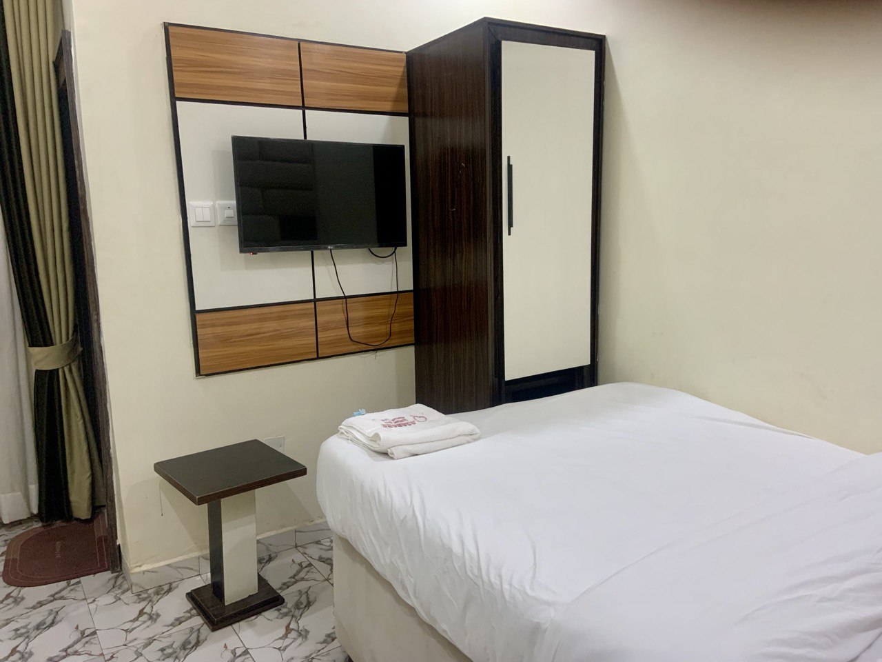 Economy Room Interior