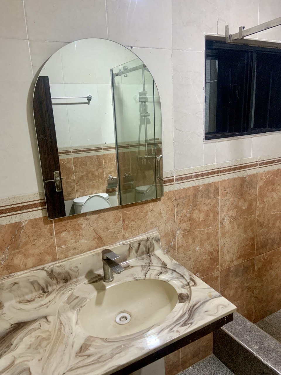 Executive Suite Image 1